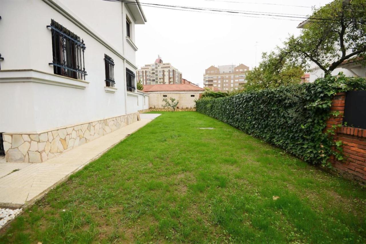 Villa Housing Leon Casa con Jardín privado y BBC Exterior foto